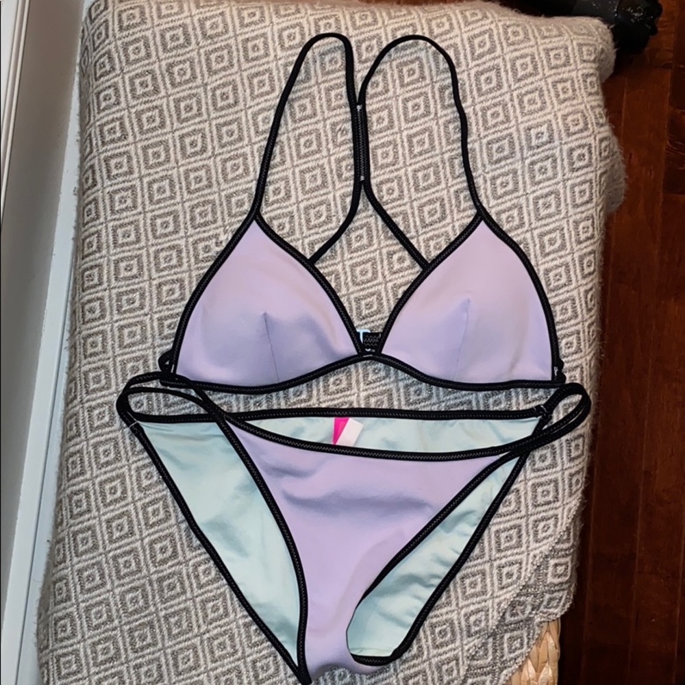 VS bikini